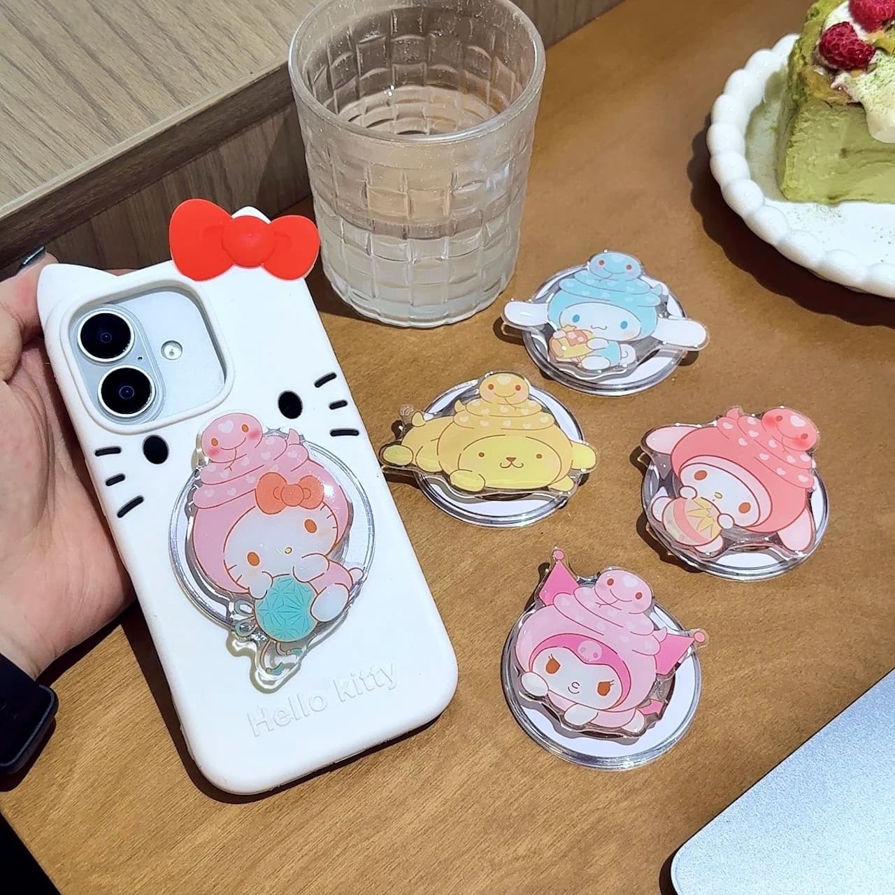 Smartphone Trendy Soft Hat Magnetic Phone